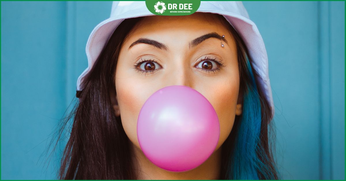 Nuốt kẹo cao su có bị sao không? Có bị dính ruột không? - Nha Khoa Quốc ...